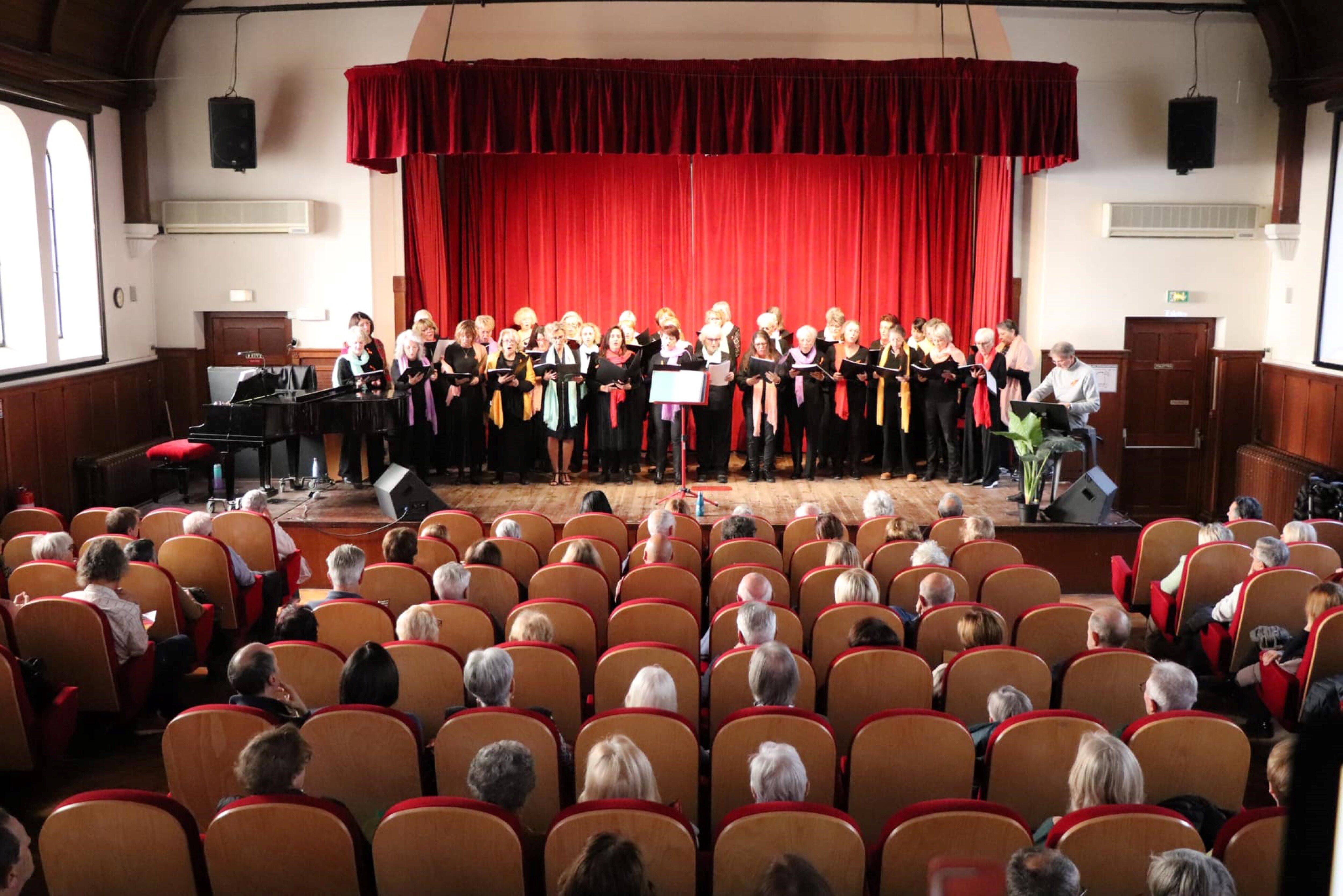 Série d'actions pour sensibiliser aux violences faites aux femmes à Menton