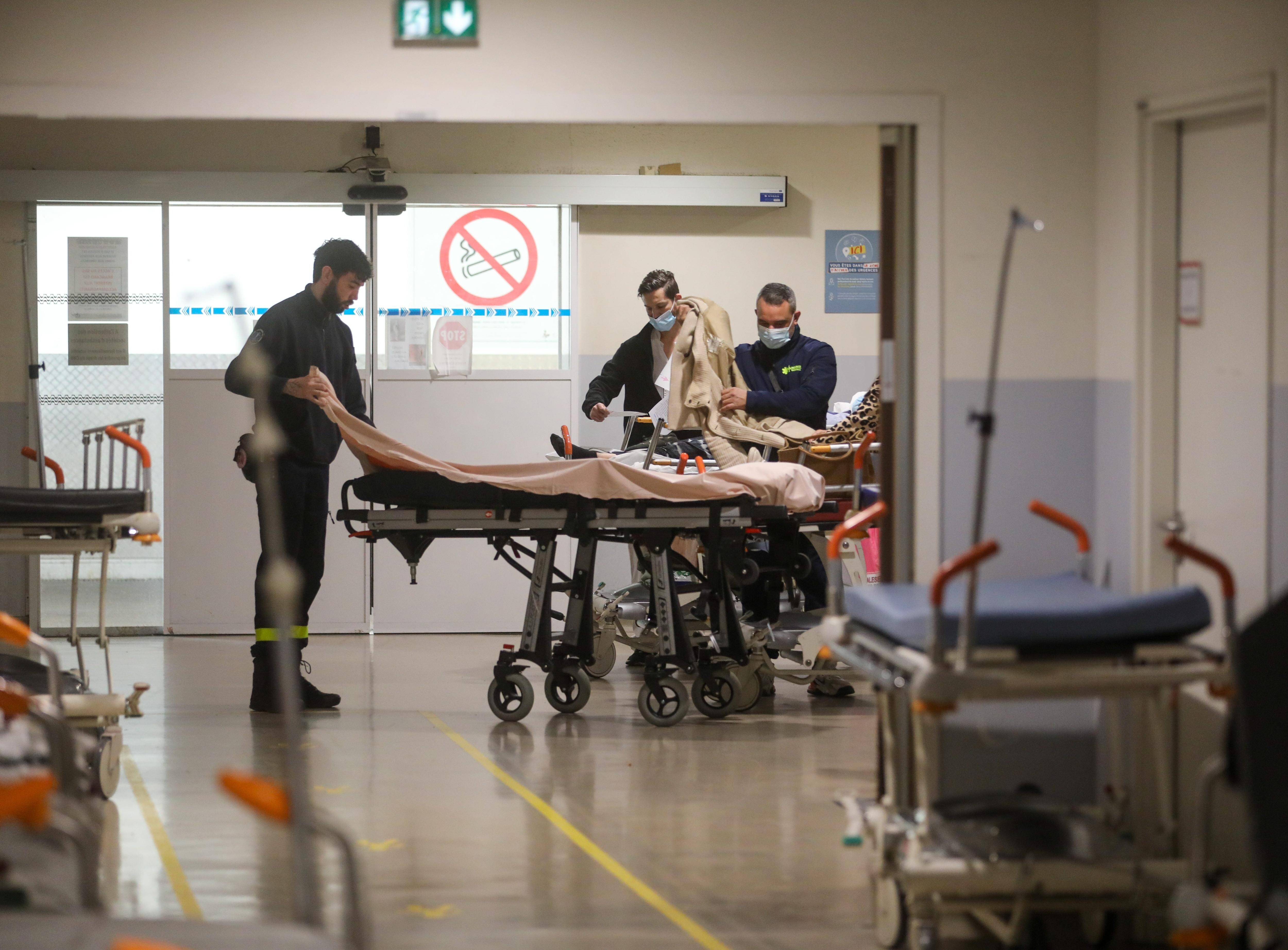 À une marche du plan blanc: comment les urgences du CHU de Nice font face à l'épidémie de grippe