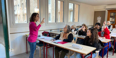 Pour renforcer les liens intergénérationnels, une classe Ulis rejoint des seniors d'une résidence d'autonomie pour suivre des cours en binôme à Toulon