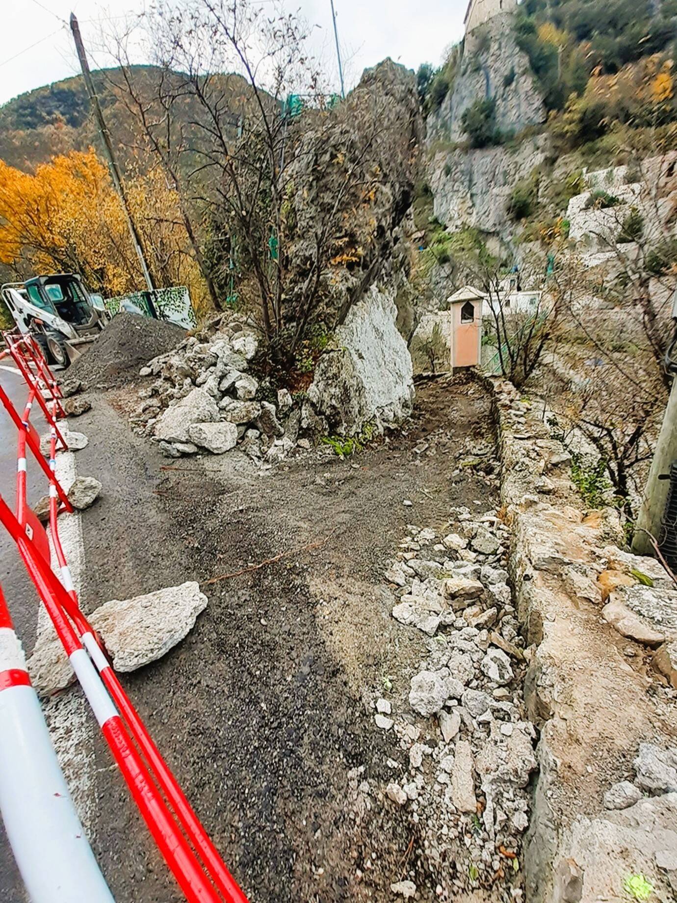 Cette très ancienne voie de Roquestéron devenue dangereuse va être réhabilitée à l'identique