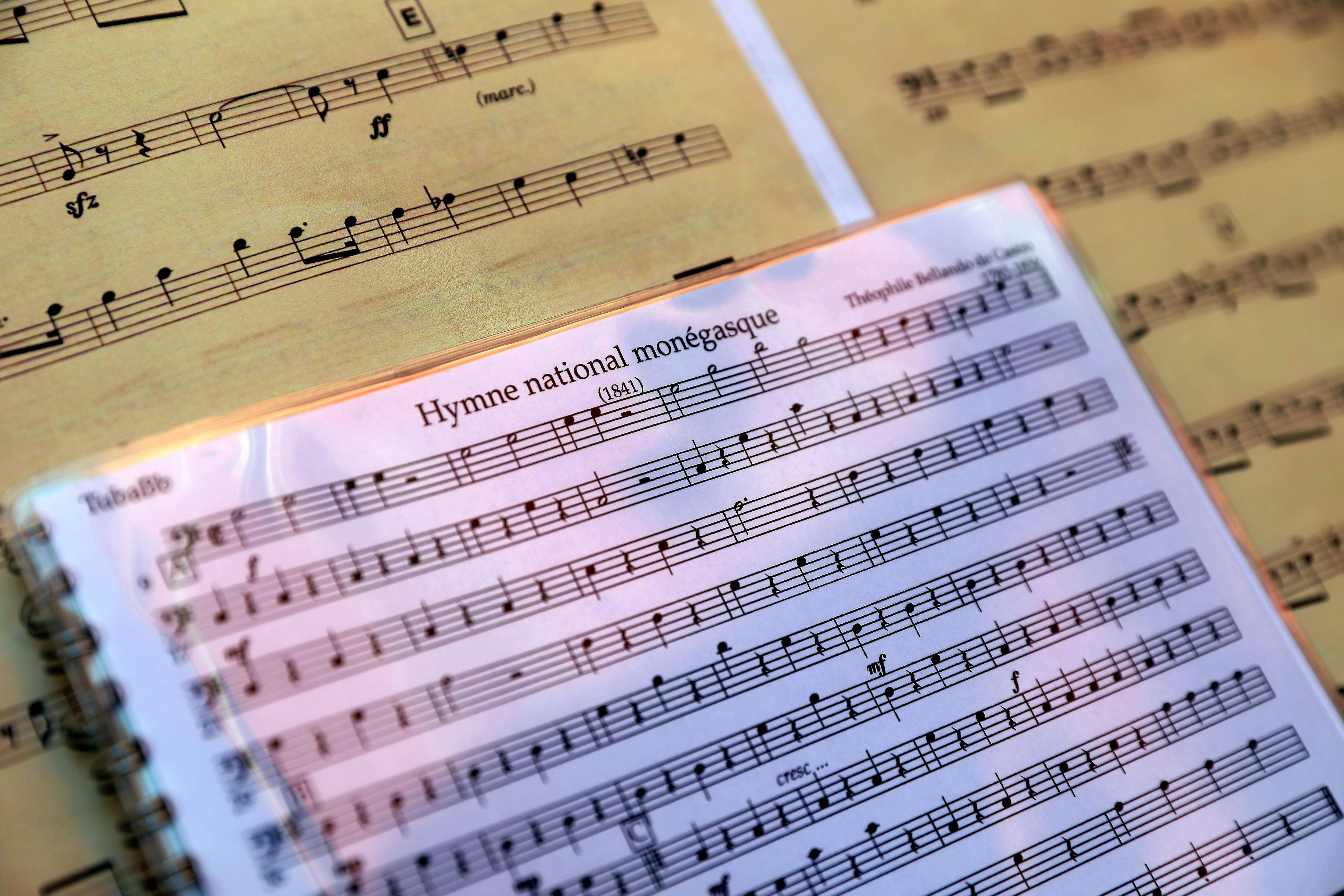 "Nous dépensons beaucoup plus que l'on reçoit": le président de la Sogeda se défend face au Conseil national