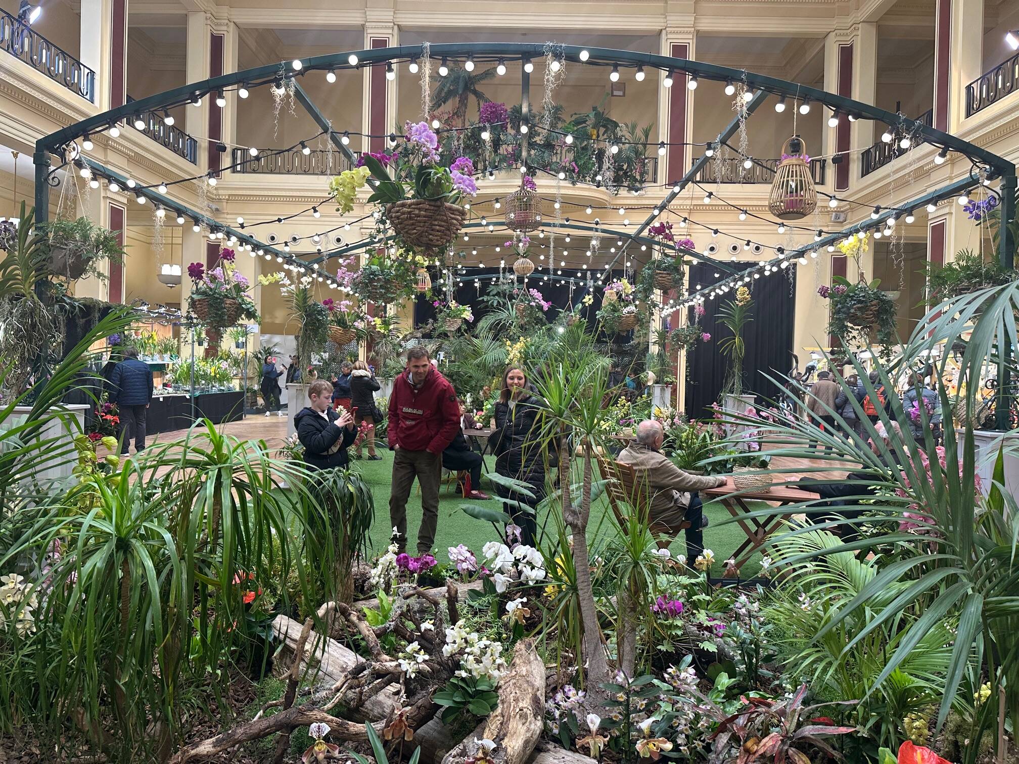 En marge de la 91e Fête du citron, la nouvelle formule du Salon des orchidées attire les foules à Menton