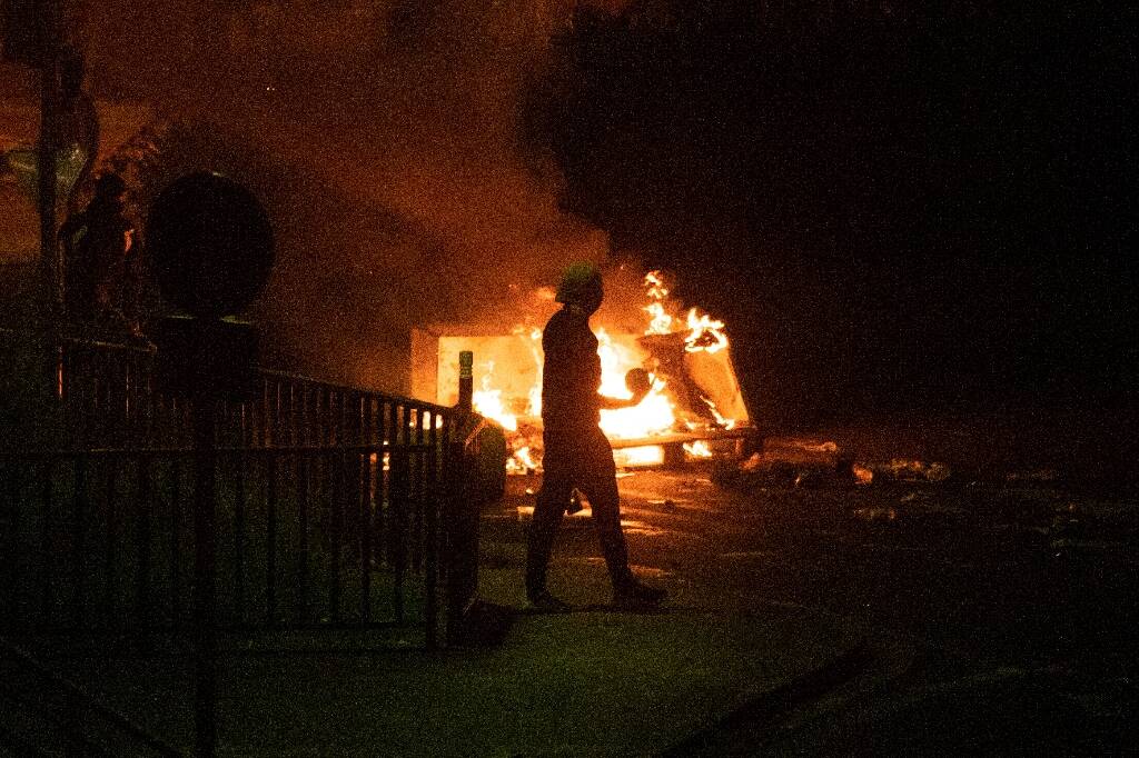 Violences urbaines en Martinique: des journalistes visés par des coups de feu