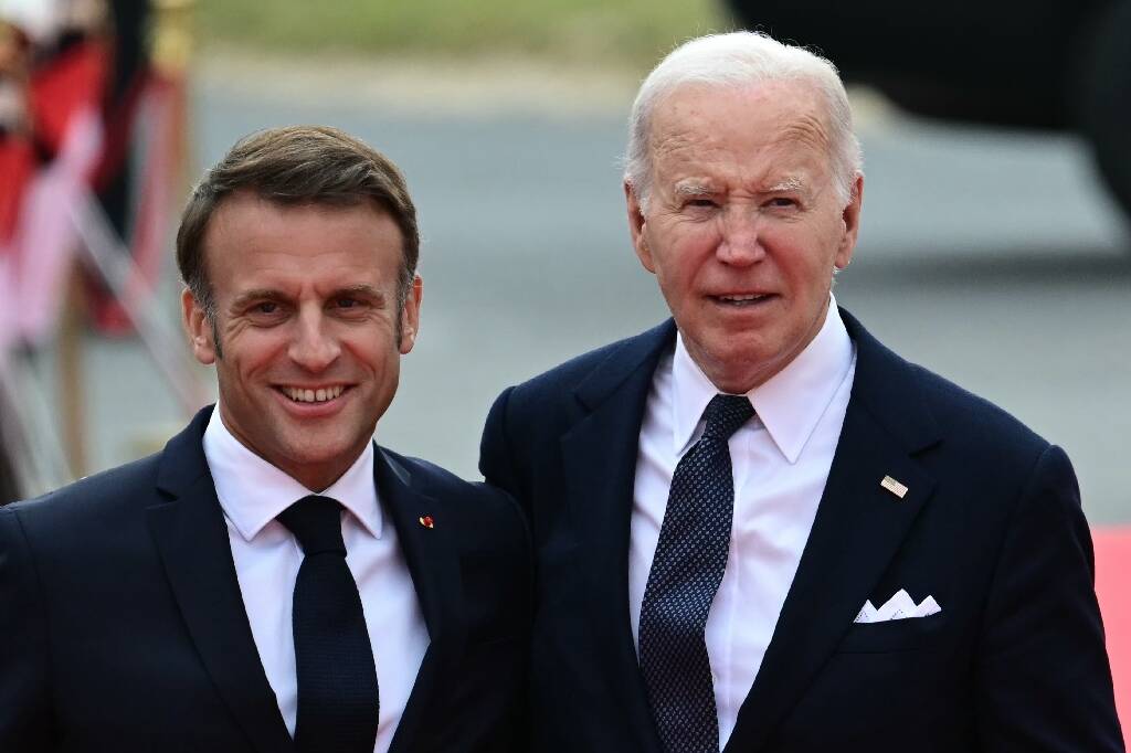 Emmanuel macron sort le grand jeu pour joe biden ce samedi à paris