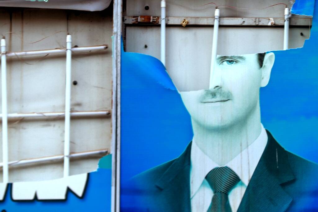 "On attendait ce jour depuis longtemps": Bachar al-Assad chassé du pouvoir, la Syrie tourne une page de son histoire