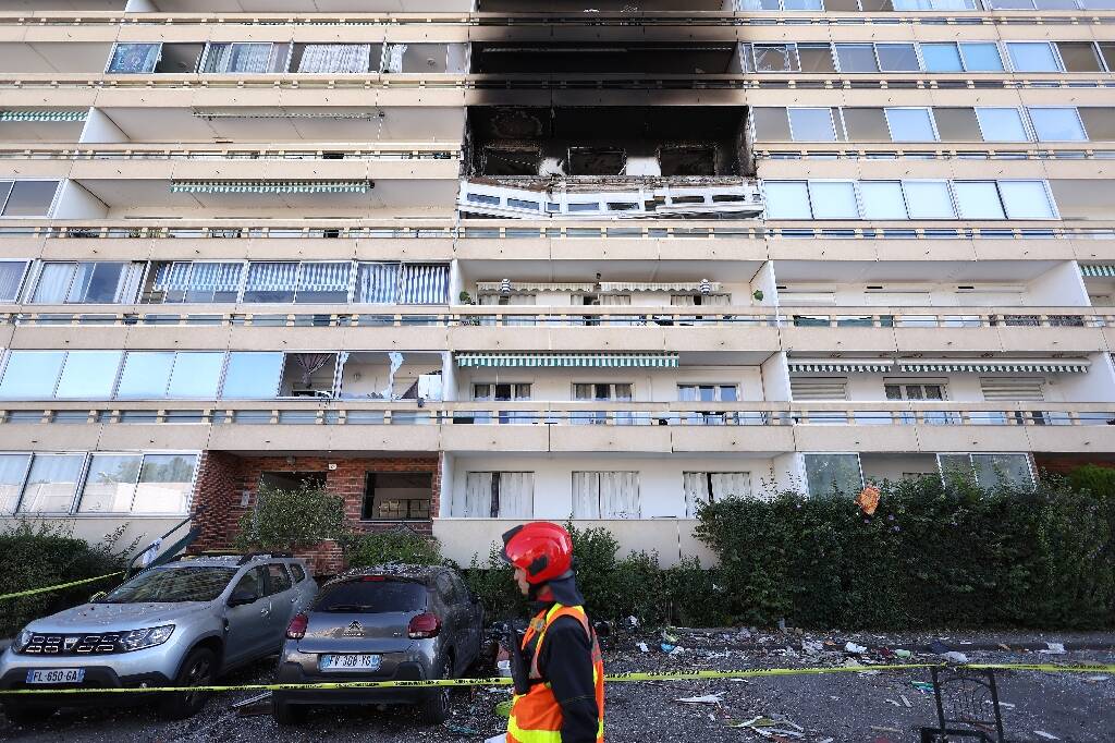 Explosion d'une bonbonne de gaz près de Lyon, un mort et 150 évacués