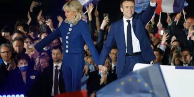 Tout (re)commence pour Emmanuel Macron, placé face à l'Histoire