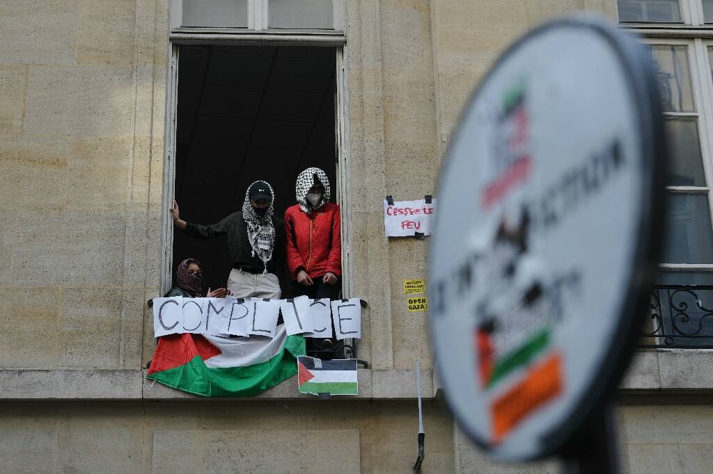 Mobilisations pour Gaza: sit-in et grève de la faim à Sciences Po, évacuation devant la Sorbonne