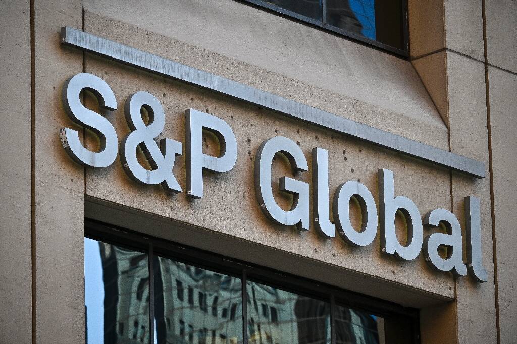 L'agence de notation américaine S&P se prononce de nouveau sur la note de la France, avant un été budgétaire ardu