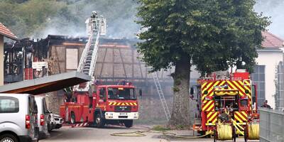 11 morts dans l'incendie d'un gîte en Alsace: un 