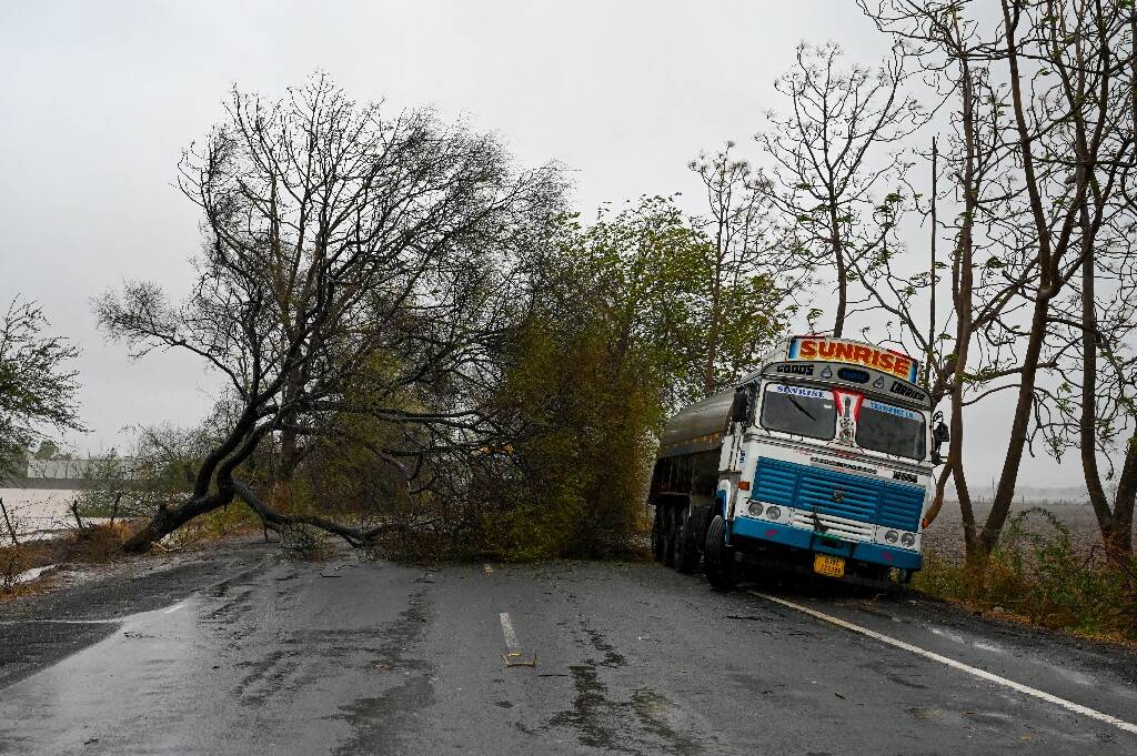 Au moins 21 morts et 96 disparus en Inde après le passage du cyclone Tauktae