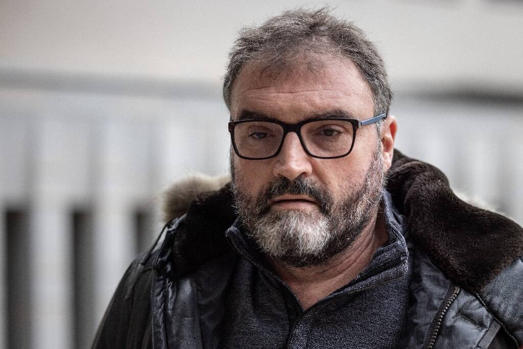 Tueur en série ou innocent? Le Dr Péchier jugé pour 30 empoisonnements de patients