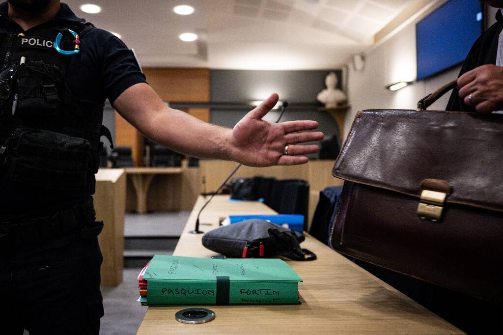 "Mensonges": au premier jour de son procès, le "tueur de DRH" Gabriel Fortin se pose en victime du système