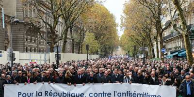 Plus de 100.000 manifestants à Paris contre l'antisémitisme