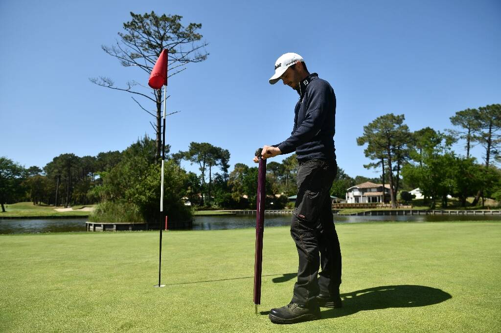 Drought the golf courses of the SouthWest are dribbling to save water
