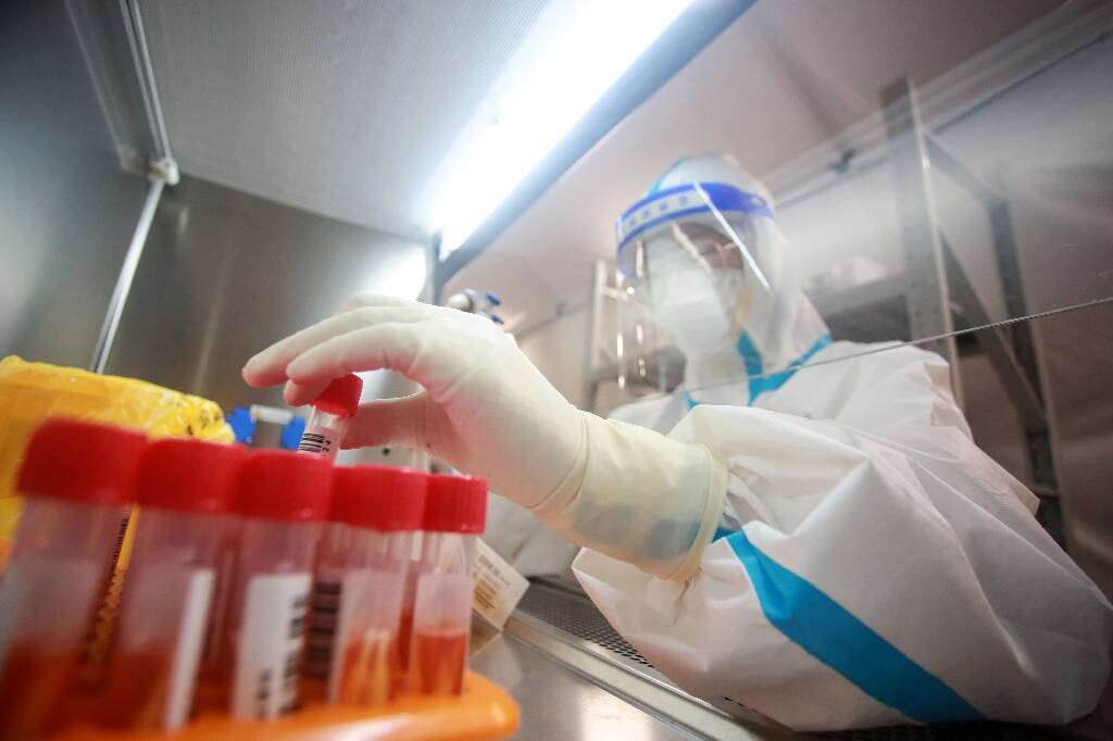 Pass vaccinal à New York, hausse des hospitalisations en France... On fait le point sur la pandémie de Covid-19 dans le monde