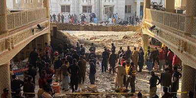 Au moins 25 morts dans une explosion à l'intérieur d'une mosquée de Peshawar au Pakistan