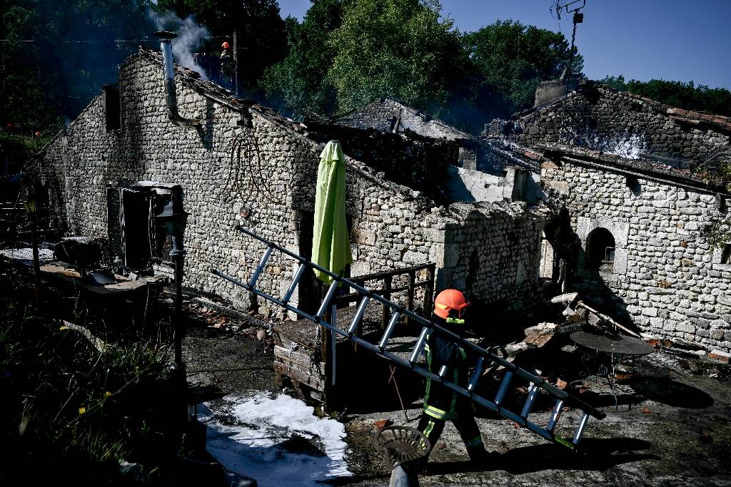 Incendie d'un gîte accueillant des adultes handicapés: le bilan passe à trois morts et deux disparus