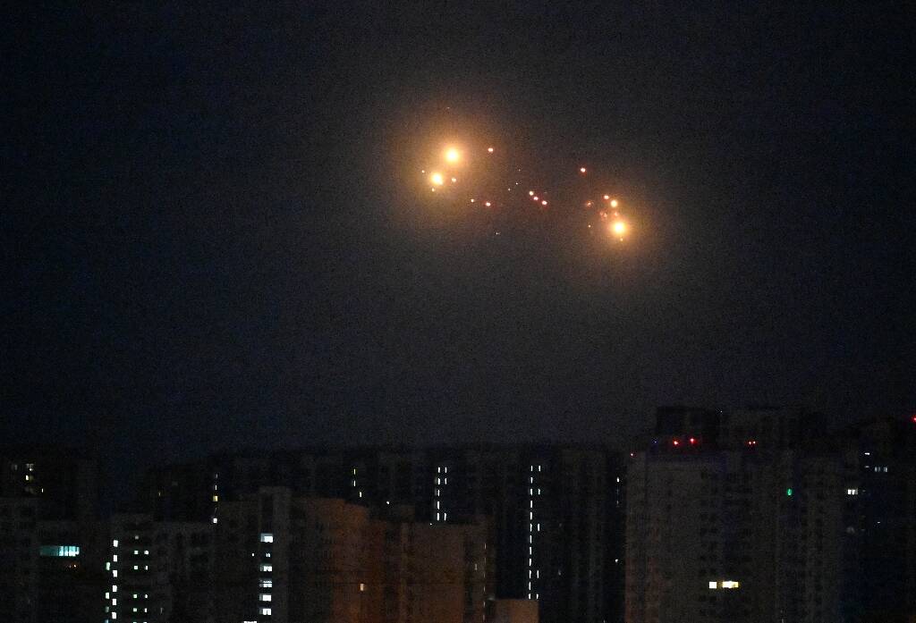 La Pologne abat des "objets hostiles" après des violations de son espace aérien lors d'une attaque russe contre l'Ukraine