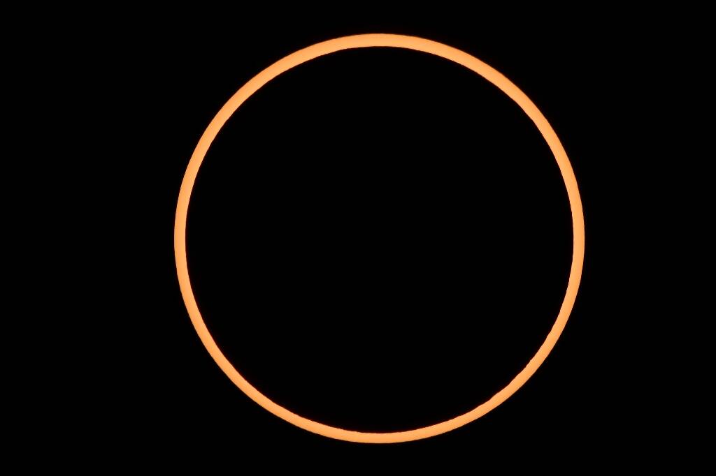 Les impressionnantes images du "cercle de feu", l'éclipse qui est passée au-dessus des Amériques