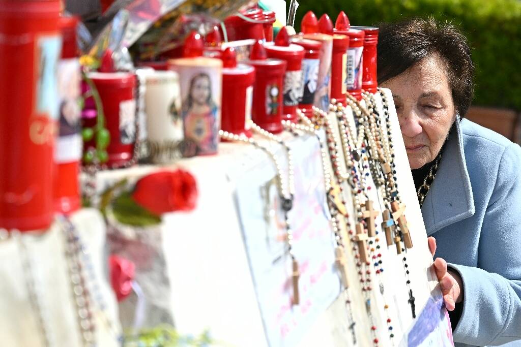 Après un mois d'hospitalisation, le pape est hors de danger et pourrait faire son retour au Vatican