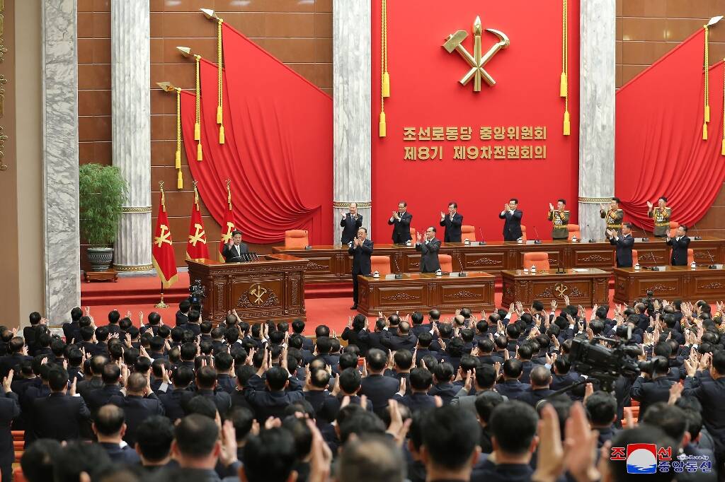 Corée du Nord: Kim Jong Un appelle à "accélérer les préparatifs de guerre"