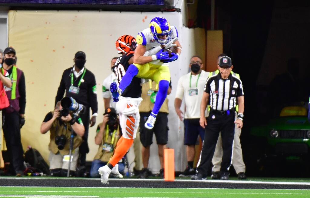 NFL: les Rams de Los Angeles s'offrent le Super Bowl au terme d'un thriller hollywoodien