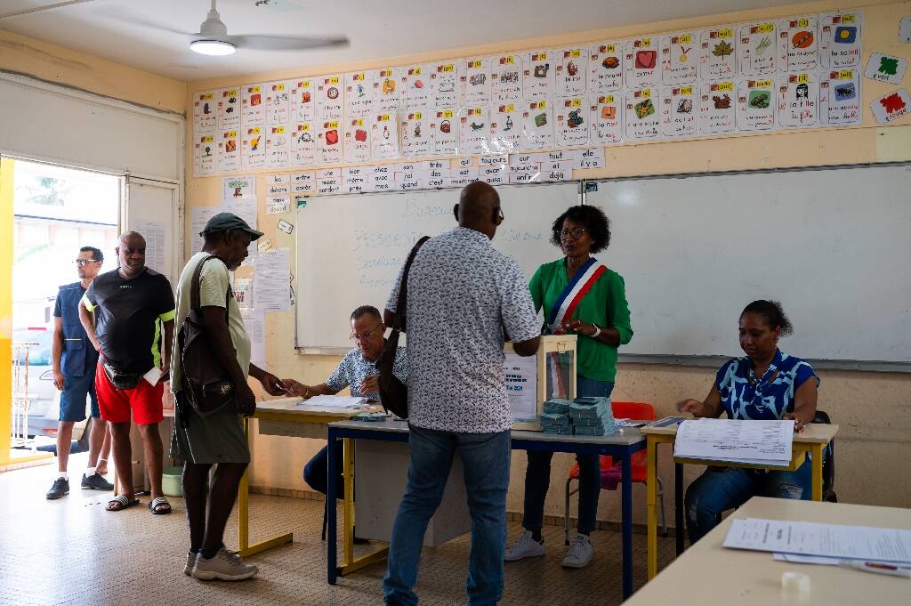 Législatives: les sortants en tête en Guyane et en Guadeloupe