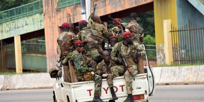 Coup d'Etat en Guinée, le président Alpha Condé capturé par les putschistes