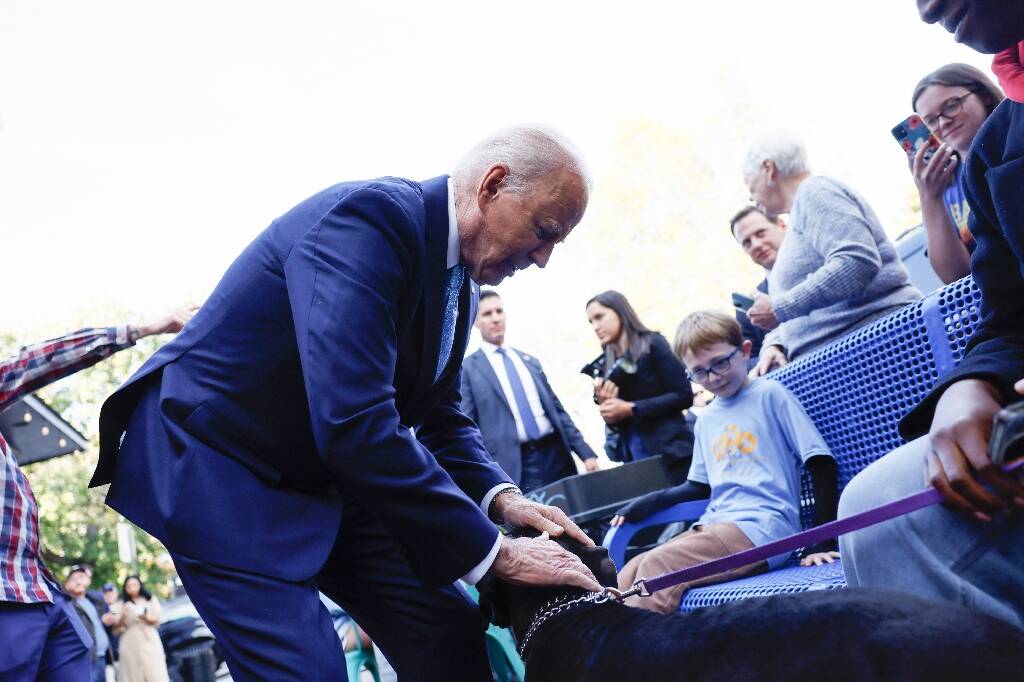 Comment Joe Biden est devenu le boulet de la campagne de Kamala Harris