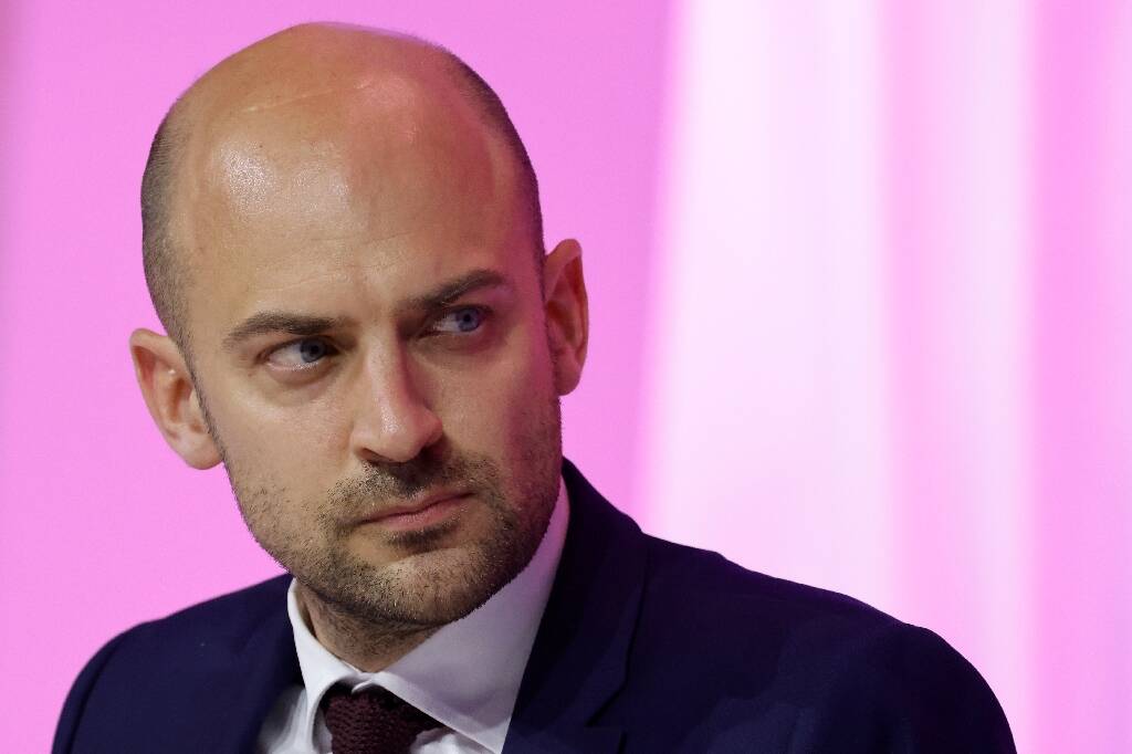 Le chef de la diplomatie française Jean-Noël Barrot se rend au Liban, alors que les frappes israéliennes se poursuivent