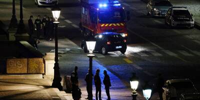Une voiture leur fonce dessus en plein Paris, des policiers ouvrent le feu: deux morts