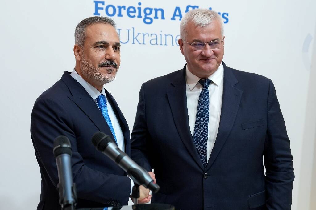 Il faut d'abord "des résultats" dans les négociations: le Kremlin écarte l'idée d'un sommet Poutine-Zelensky-Trump-Erdogan