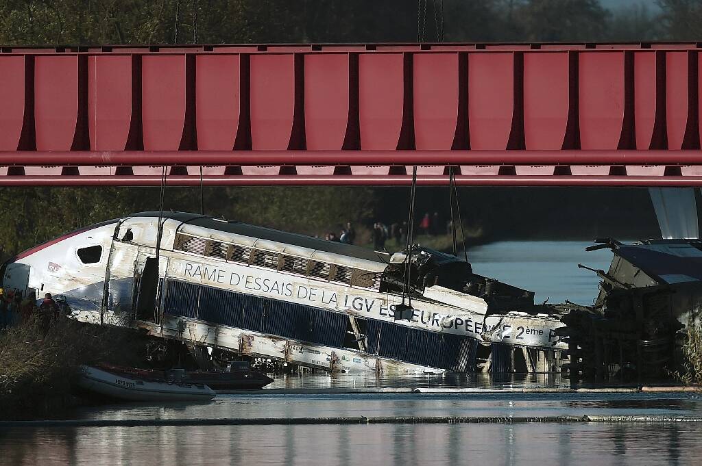 Au procès du TGV Est, les images d'un déraillement à 243 km/h