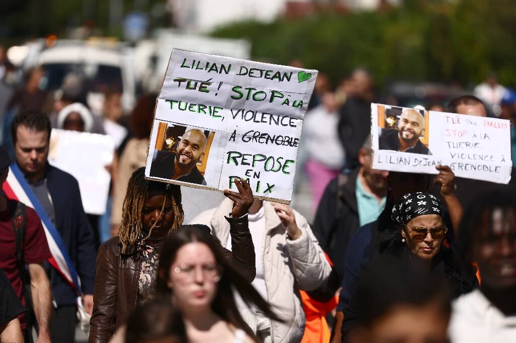 Agent municipal tué par balles: soulagement à Grenoble après l'interpellation d'un suspect
