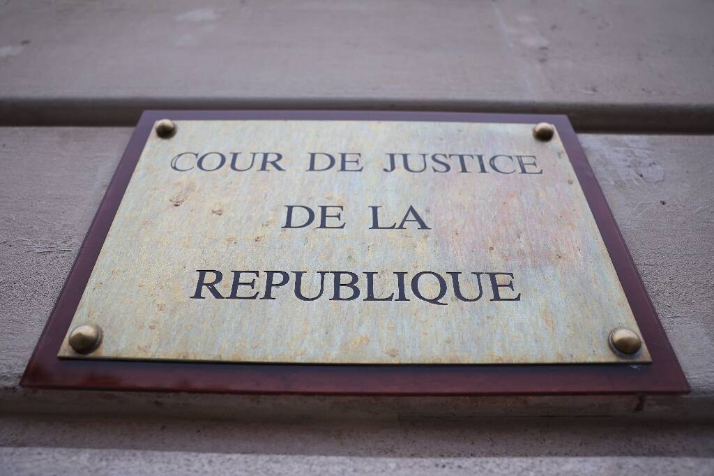 Gestion du Covid-19: non-lieu sans surprise prononcé pour trois ex-membres du gouvernement, dont Edouard Philippe