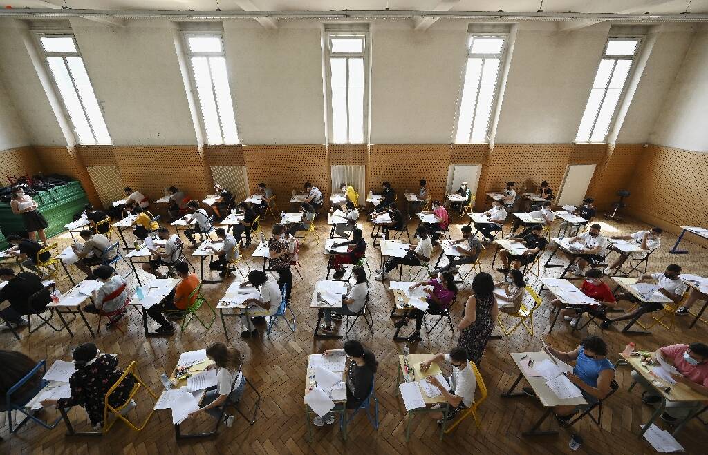 Le bac 2024 se poursuit ce mardi avec l'épreuve de philo pour 540.000 lycéens, la postulante la plus jeune a 9 ans