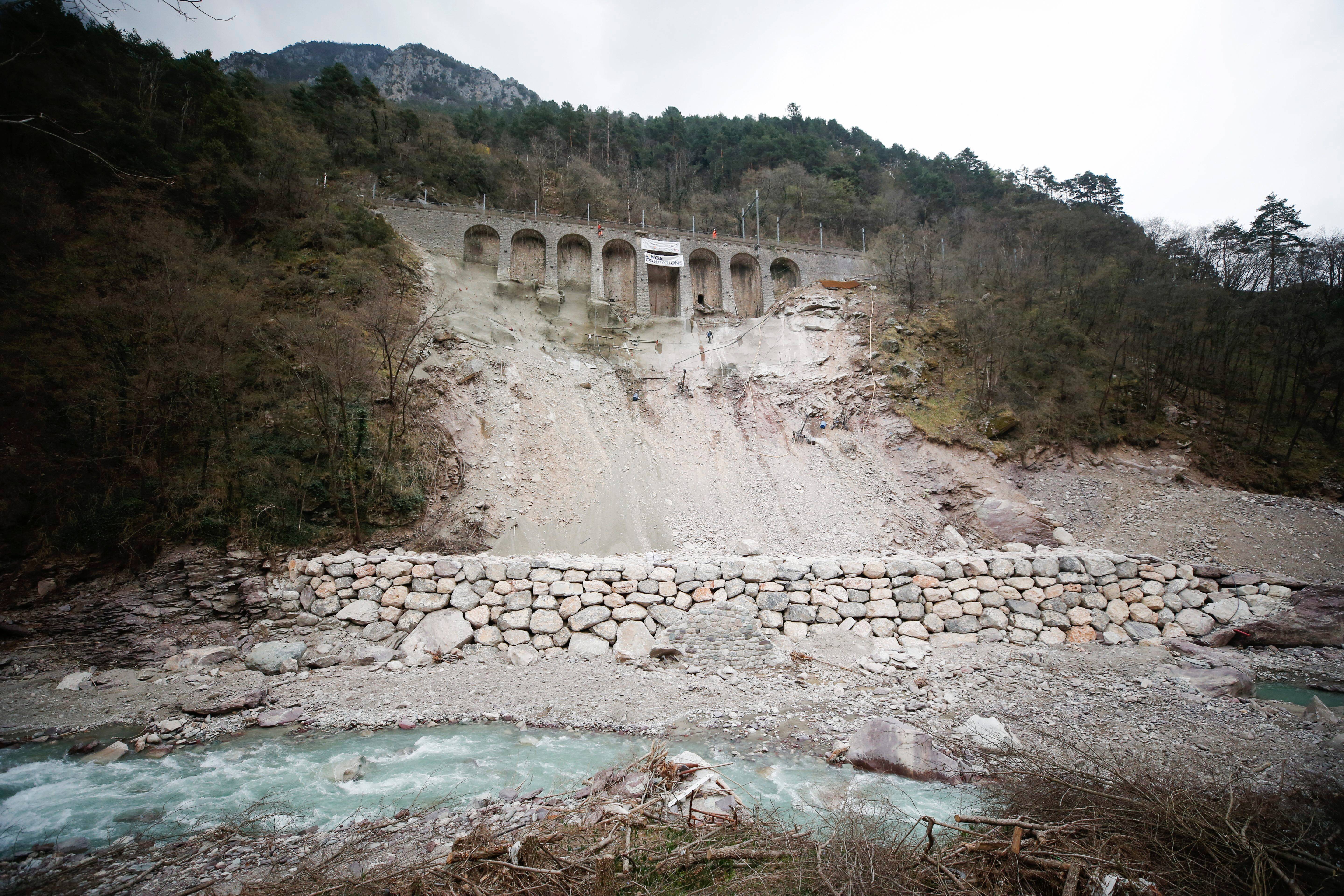 On fait le point sur les travaux ferroviaires dans la Roya, six mois après la tempête Alex