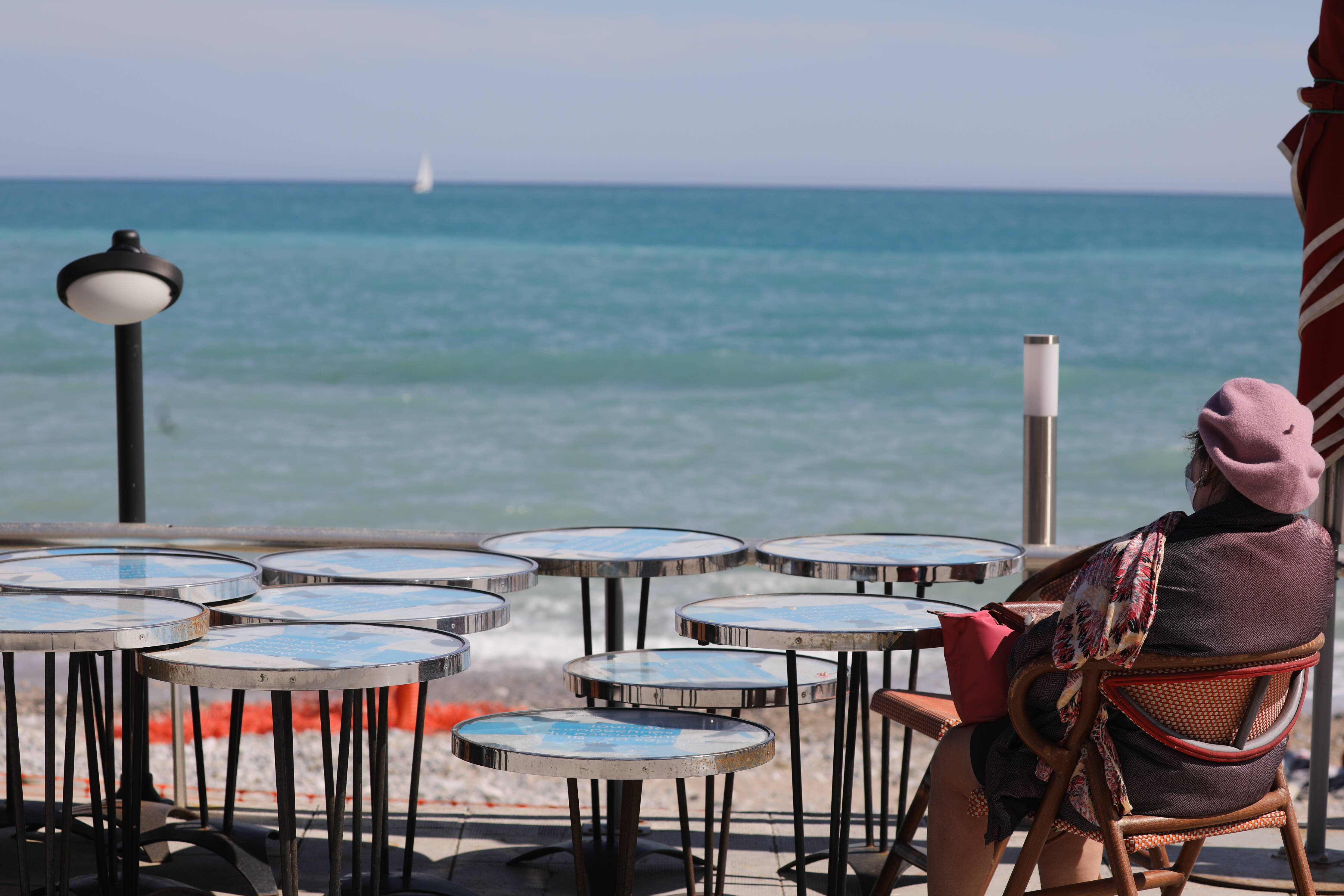 Avec le déconfinement progressif en mai, la saison touristique doit redémarrer fort sur la Côte d'Azur grâce aux jours fériés