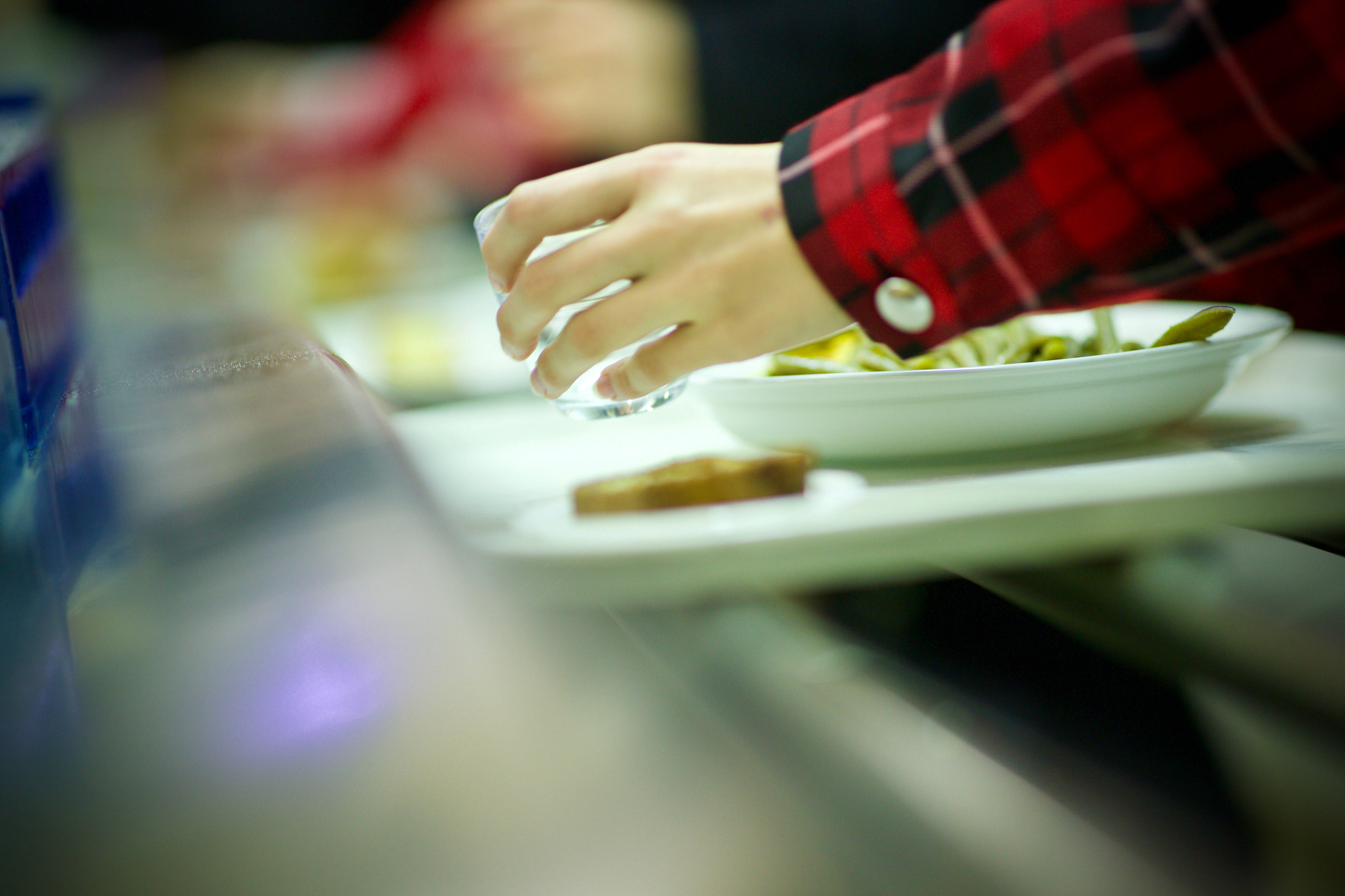 Pouvoir "inscrire leur enfant à la cantine comme tout le monde", c'est ce que demande les parents d'élèves en situation de handicap à Vallauris