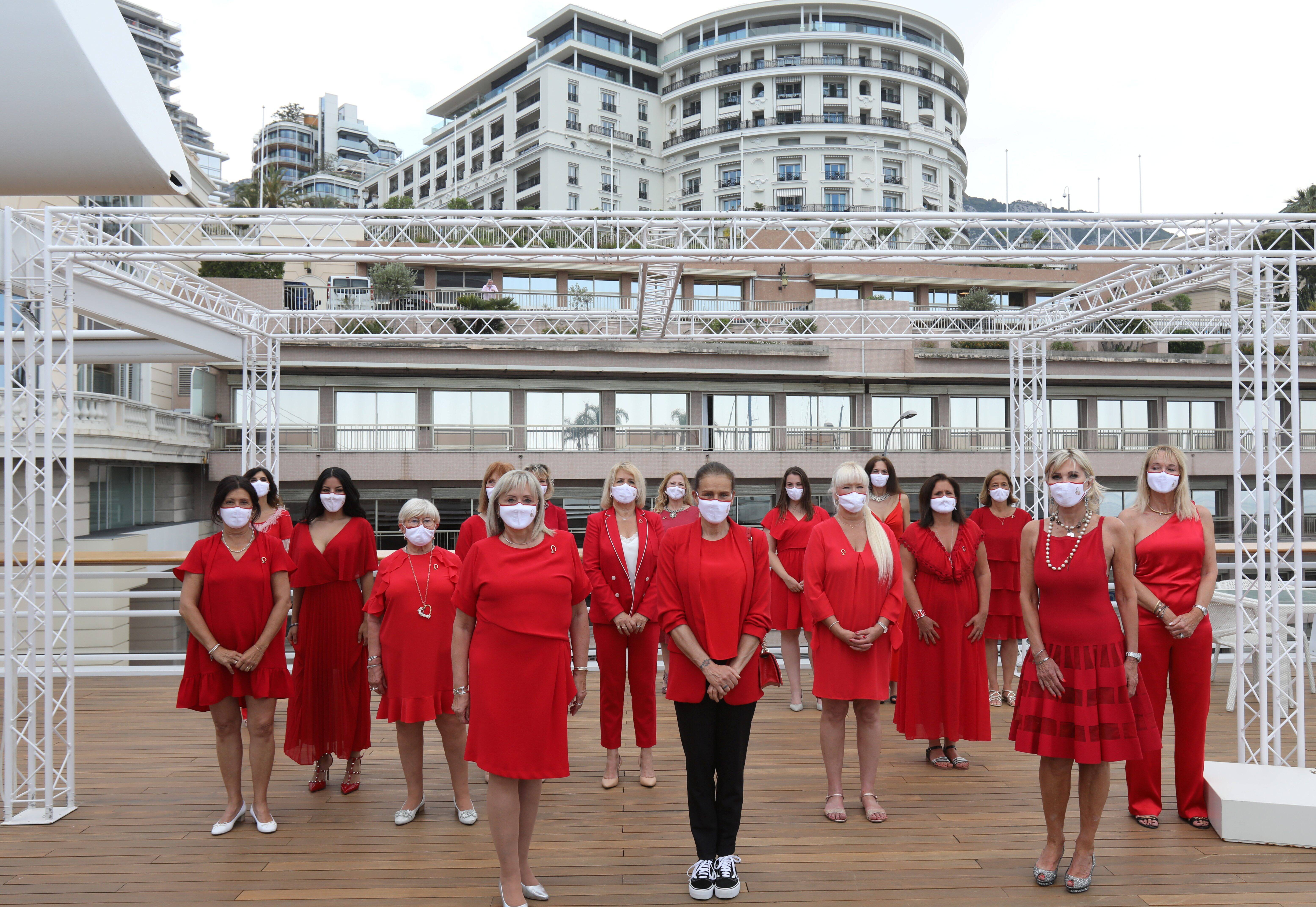 PHOTOS. Une vente aux enchères au Yacht club de Monaco réuni 40.000 euros pour lutter contre les maladies cardiovasculaires chez les femmes