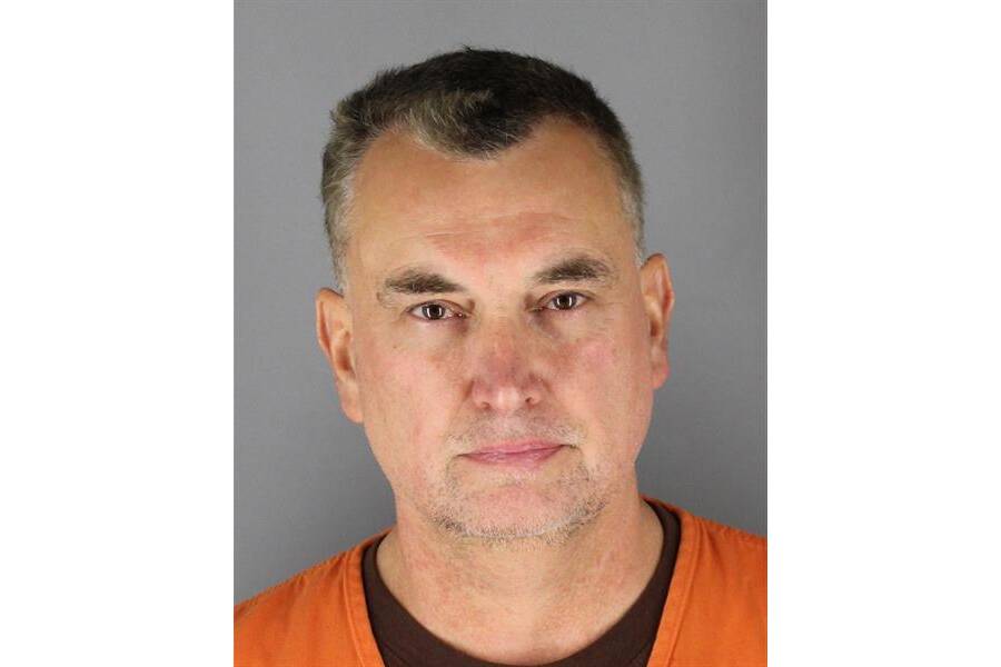 Le meurtrier présumé d'une députée du Minnesota s'est rendu chez quatre élus la nuit du crime