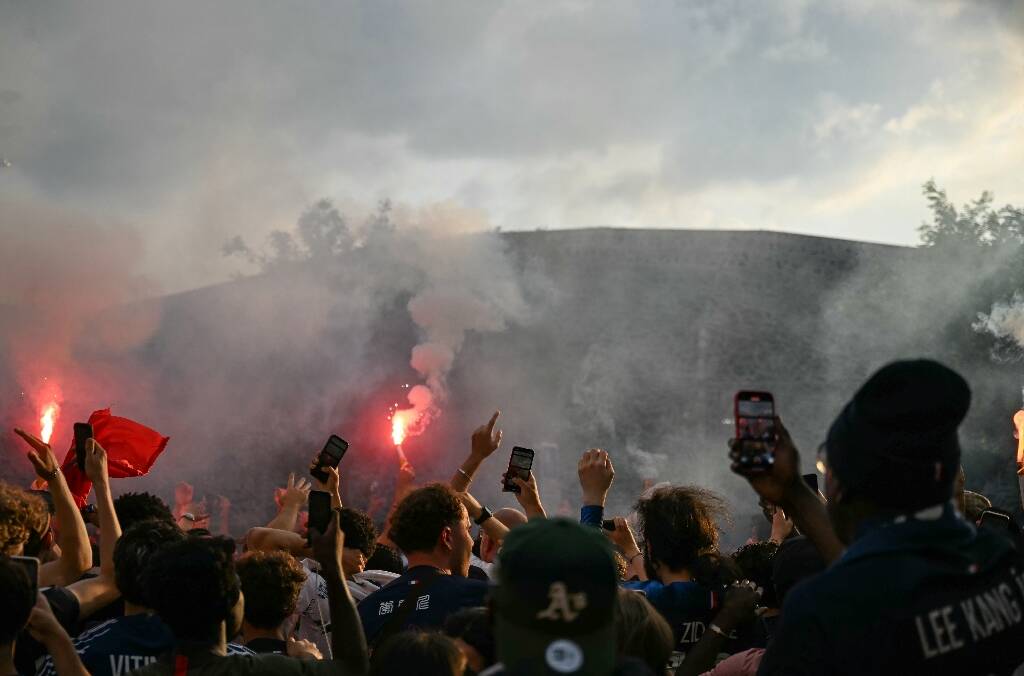 Ligue des champions: à Paris, la fête bat son plein après le sacre