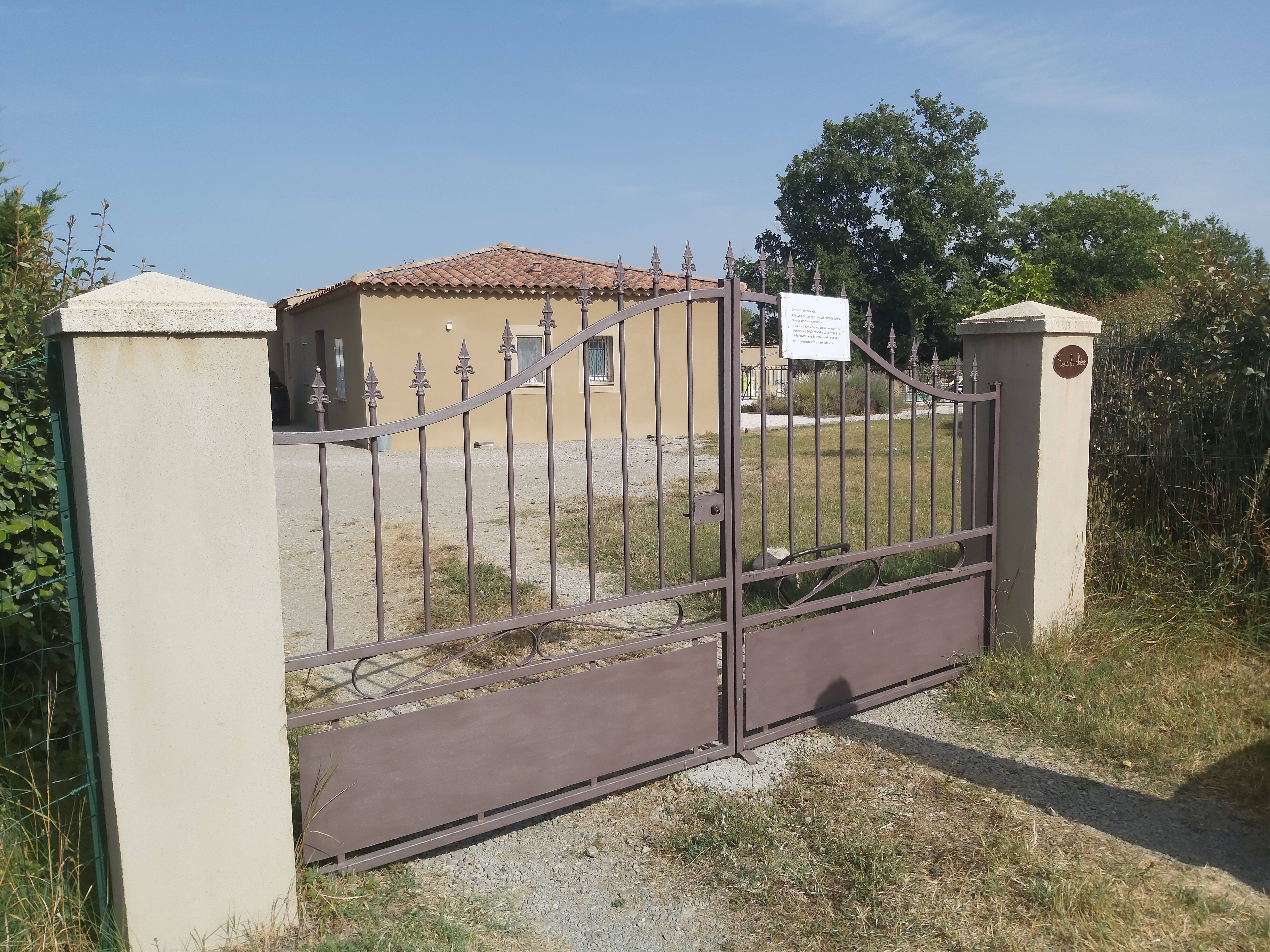 Les photos de sa villa dans le Var volées et mises en ligne sur LeBonCoin, elle dénonce une arnaque à la location