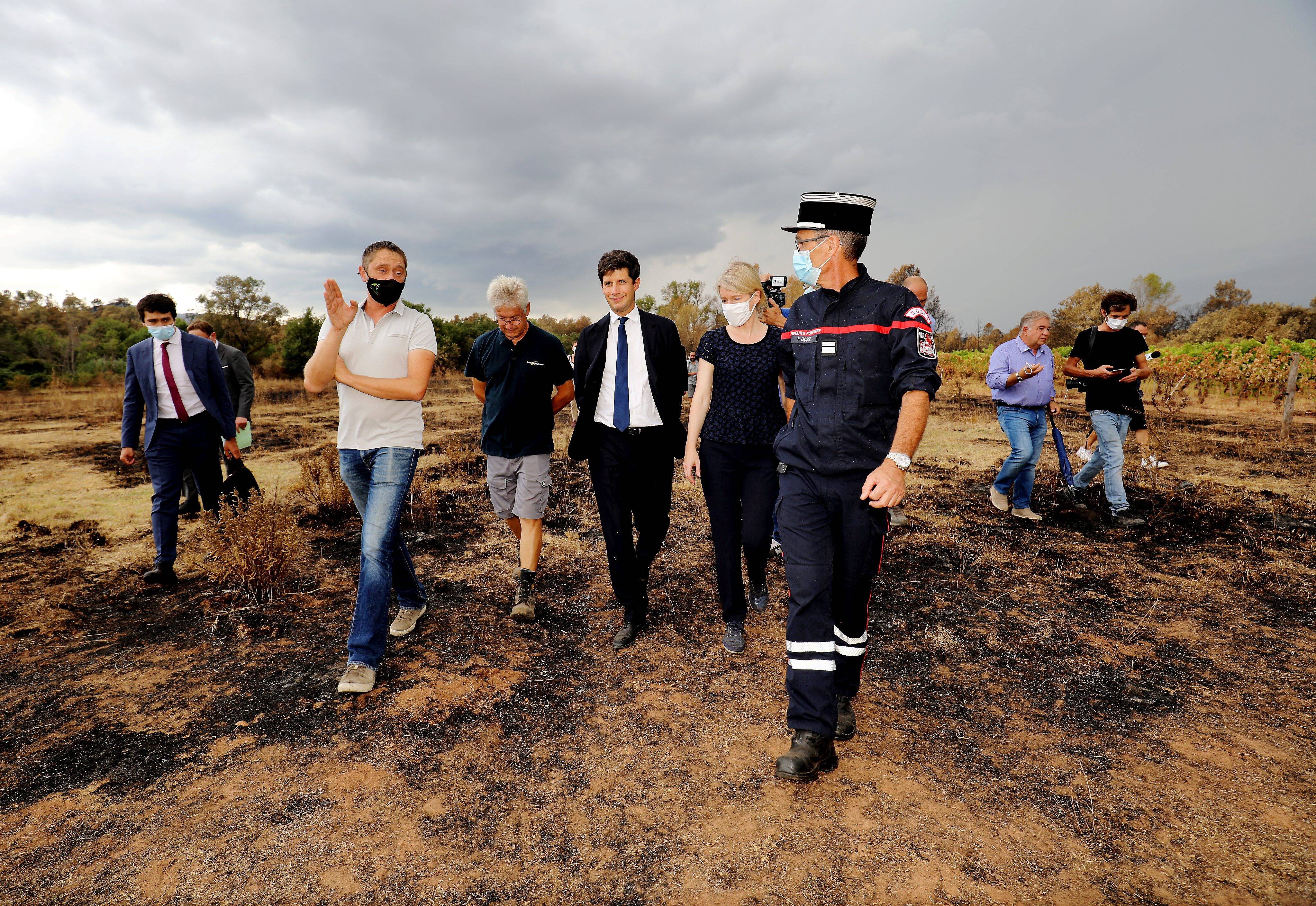 Indemnisations, entretien de la réserve naturelle des Maures, vendanges... Ce qu'il faut retenir de la visite du ministre de l'agriculture dans le Var après les incendies