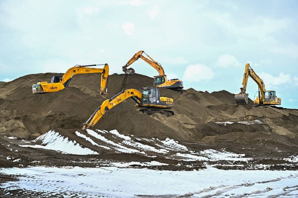 Rébellion contre une méga-usine chinoise de batteries en Hongrie