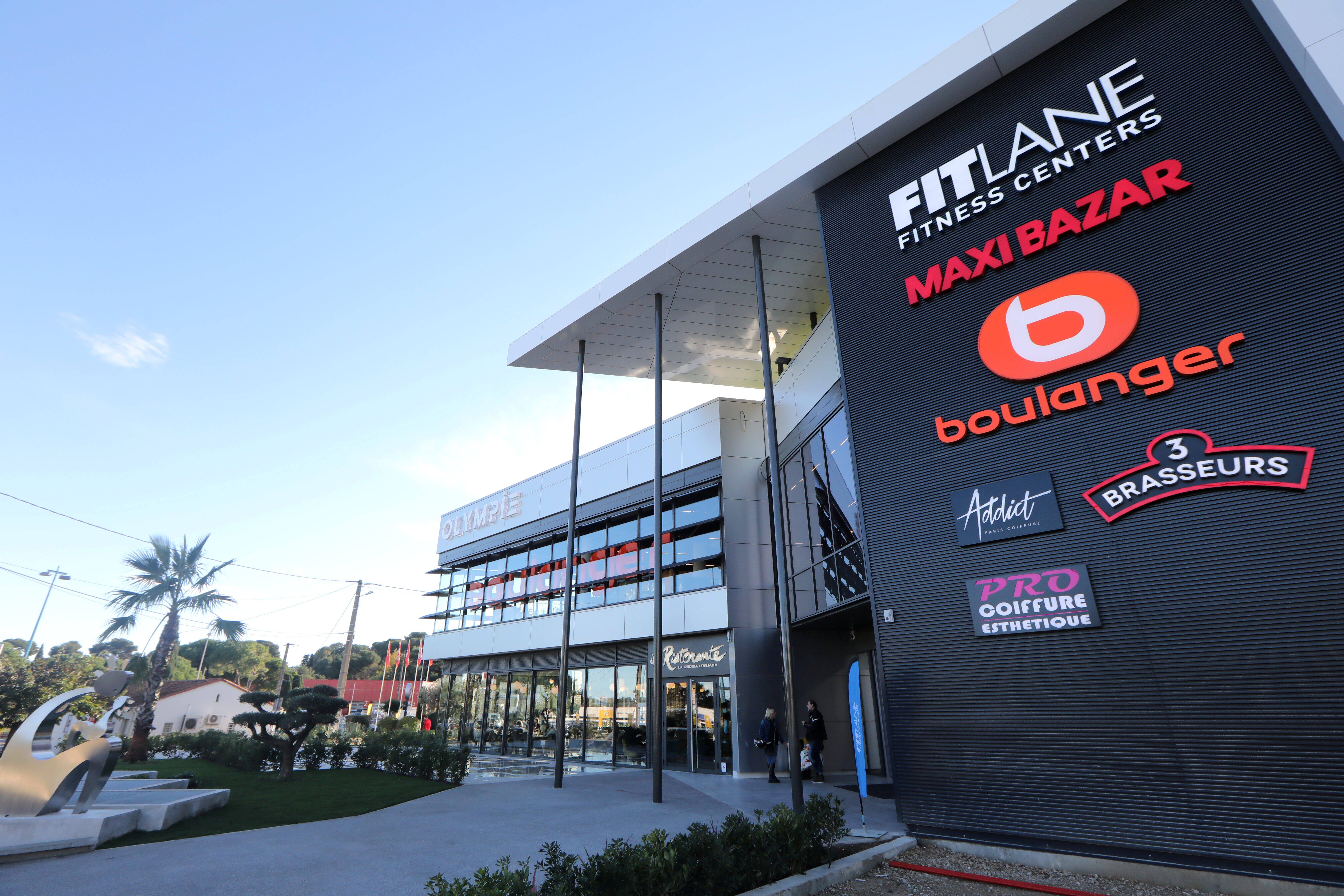 "Il nous a ruinés avec cynisme": un expert-comptable s'empare du terrain d'une famille devenu une zone commerciale qui lui rapporte gros