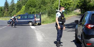 Les gendarmes prêts à une nuit de traque d'un ex-militaire lourdement armé en Dordogne