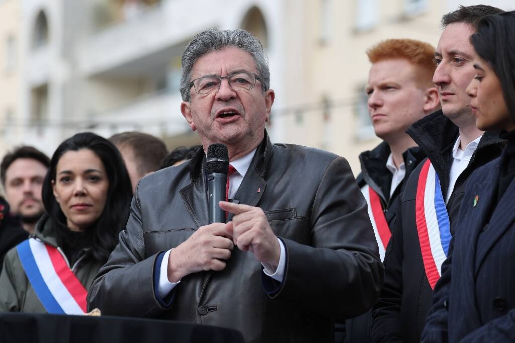 Conférence interdite à Lille: Jean-Luc Mélenchon fustige "un abus de pouvoir" du préfet