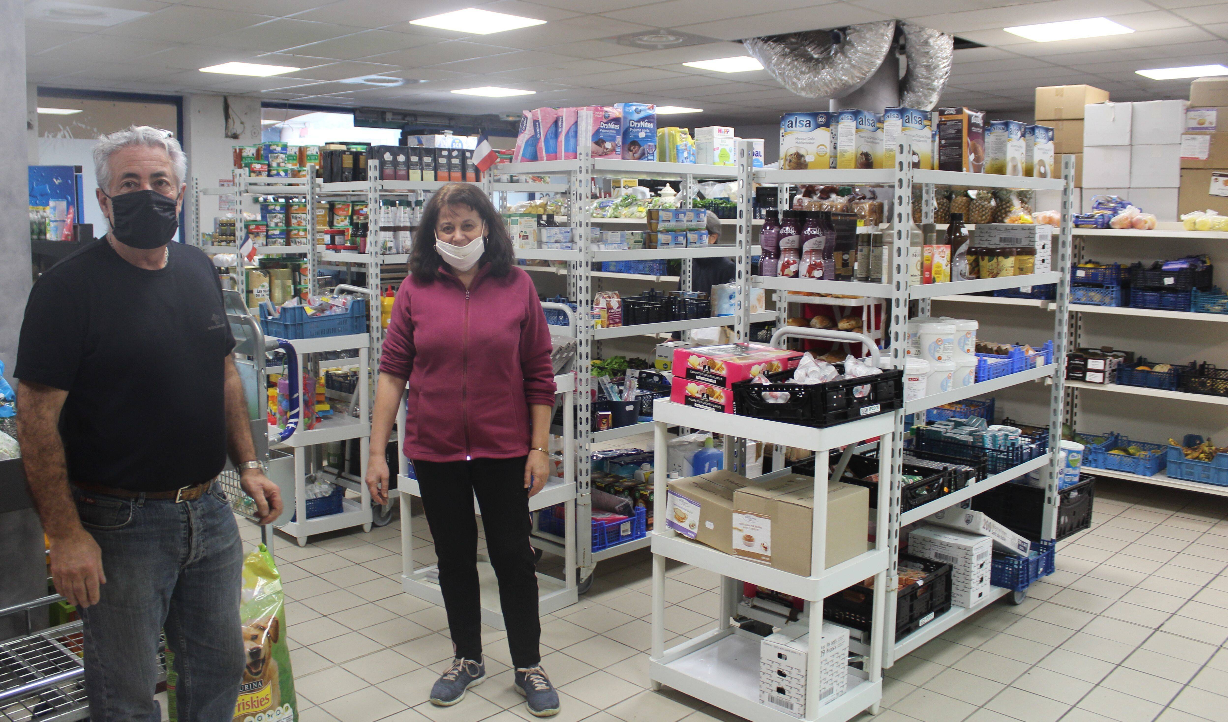 Elle gère une épicerie sociale depuis 16 ans, toute une famille se dévoue pour les plus démunis à la roquette